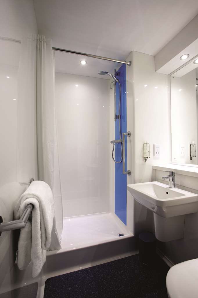 Travelodge Preston Central Pokoj fotografie